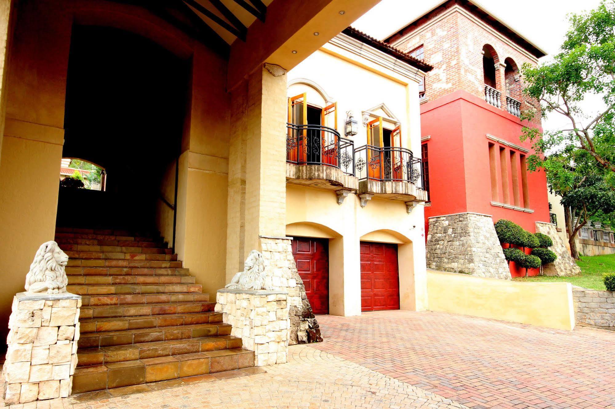 La Villa Vita Mbombela Екстериор снимка